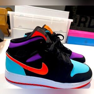 Nike Air Jordan 1 Mid GS Candy 554725-083 Sneaker 5.5Y US Womens Size 7 Shoe